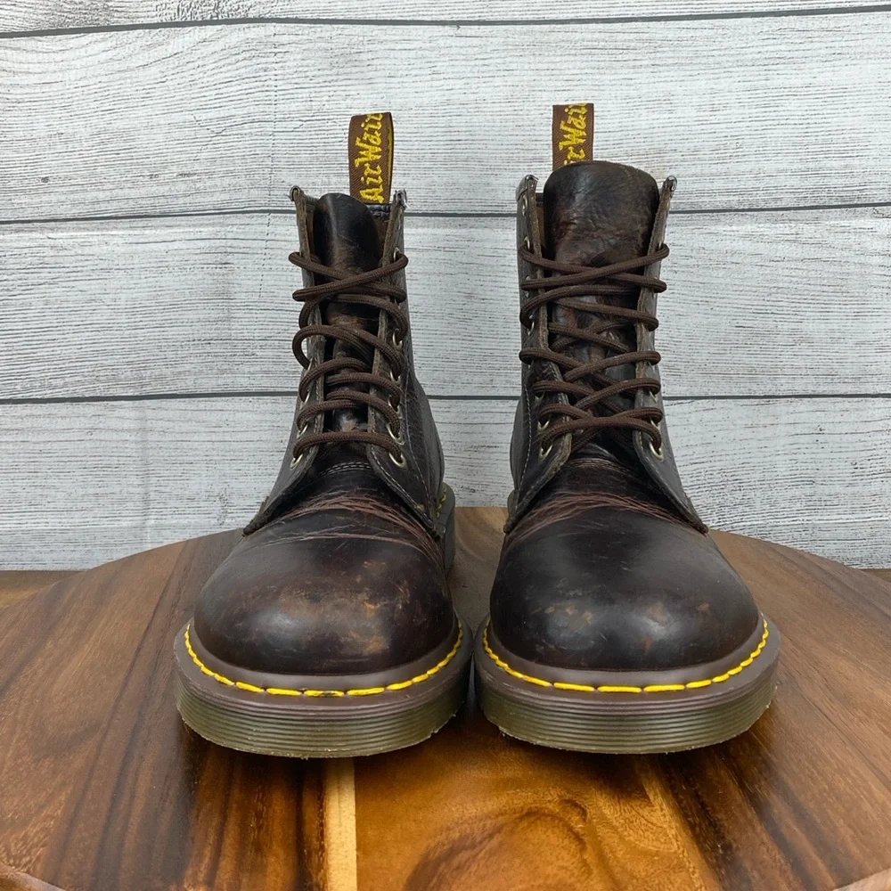 Dr Martens The Original 11822 Dark Brown Leather Crazy Horse Lace Up Boot Men 10